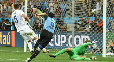 گل های بازی انگلیس و اروگوئه,دانلود بازی انگلیس و اروگوئه,عکس های بازی انگلیس و اروگوئه,خلاصه بازی انگلیس و اروگوئه